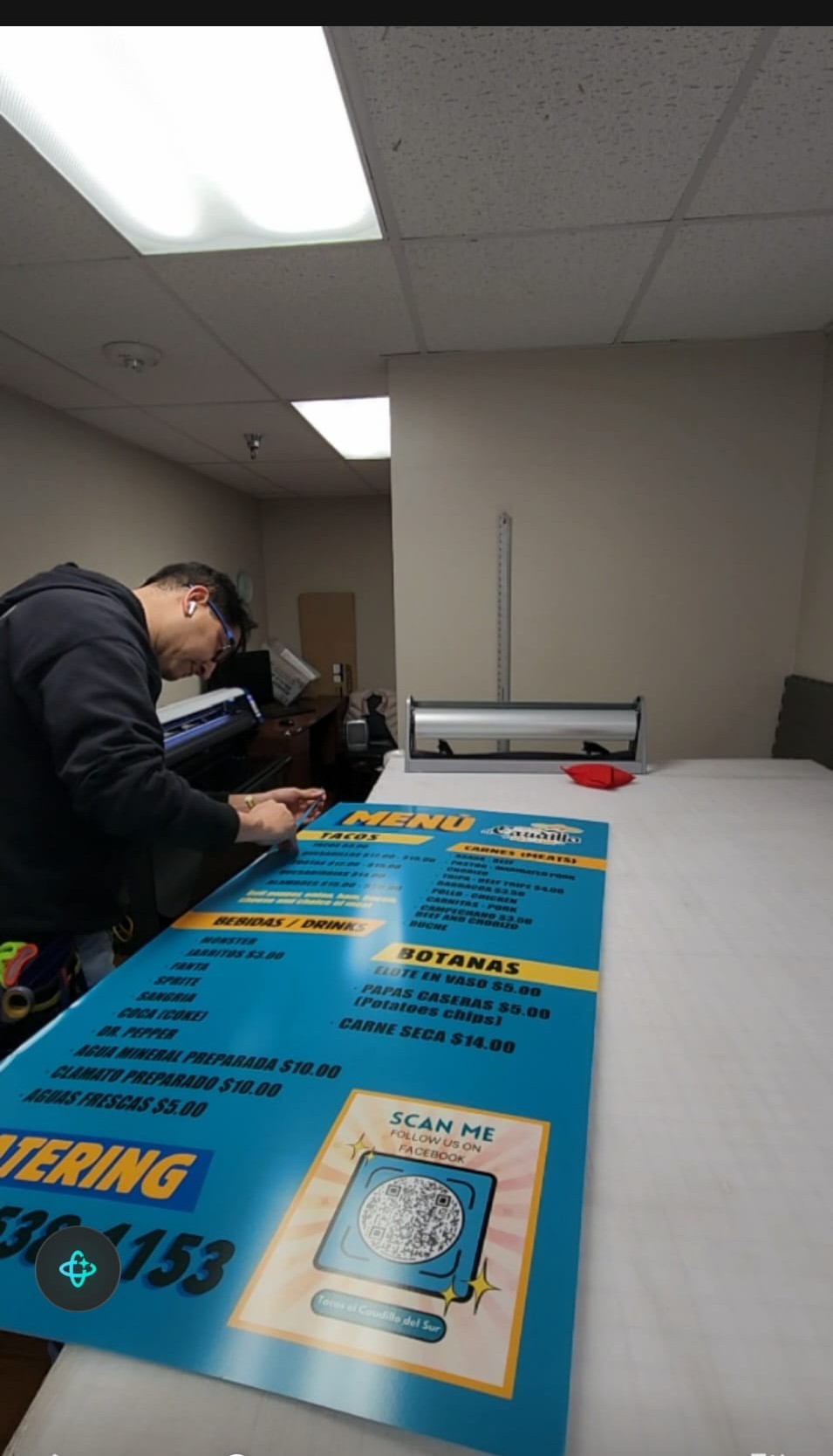 Menú de negocio impreso en banner profesional, Denver Colorado